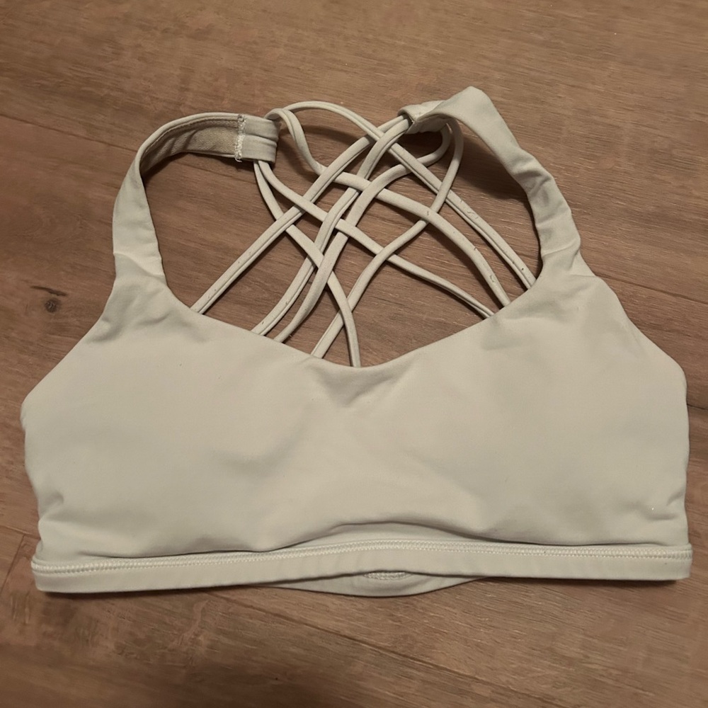 Lululemon Free to Be Wild Sports Bra